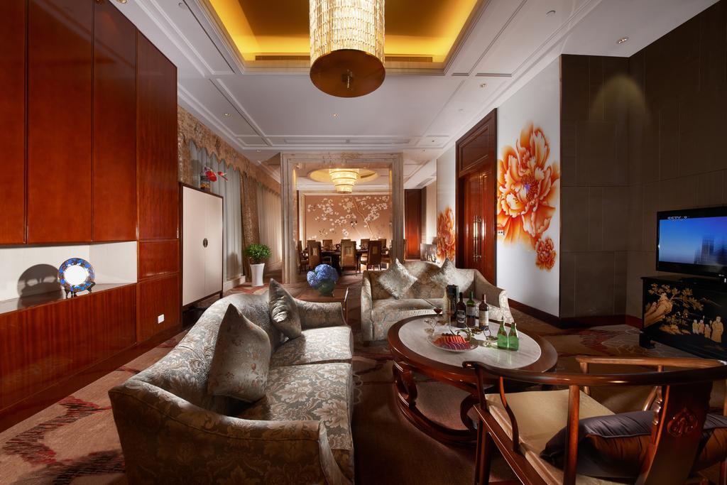Dongwu New Century Grand Hotel Huzhou Exterior photo