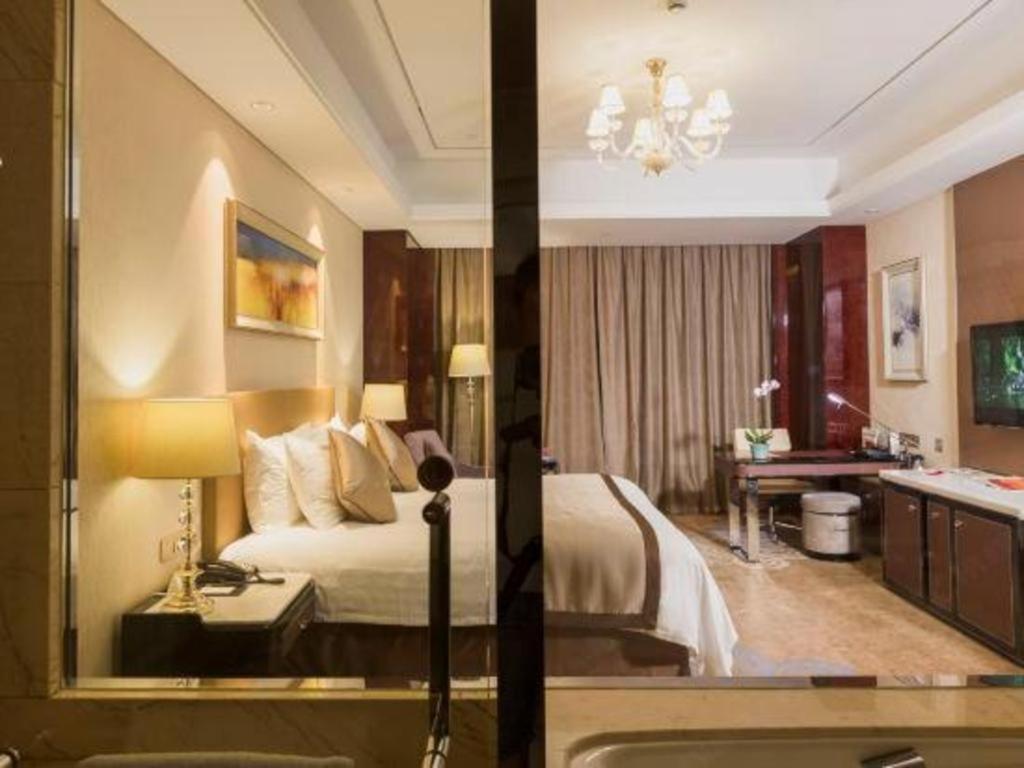 Dongwu New Century Grand Hotel Huzhou Exterior photo