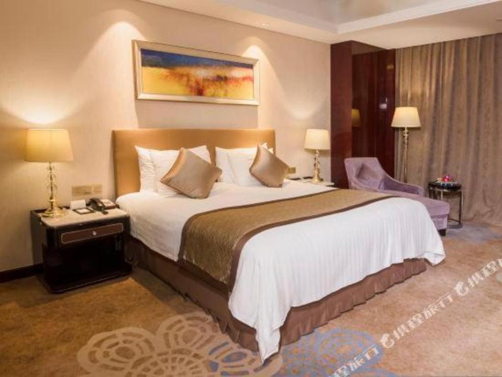 Dongwu New Century Grand Hotel Huzhou Exterior photo