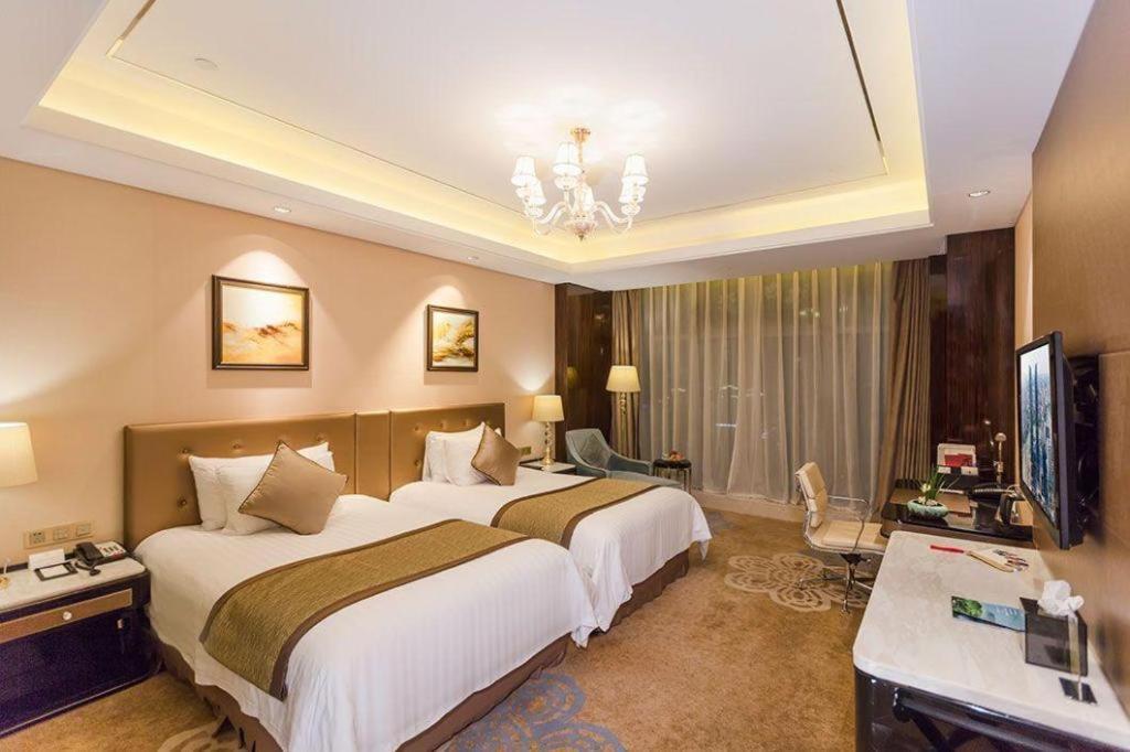 Dongwu New Century Grand Hotel Huzhou Exterior photo